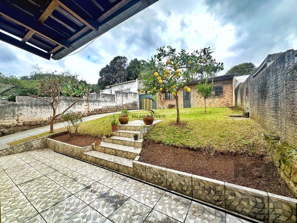 Casa 3 dormitórios no bairro Nonoai