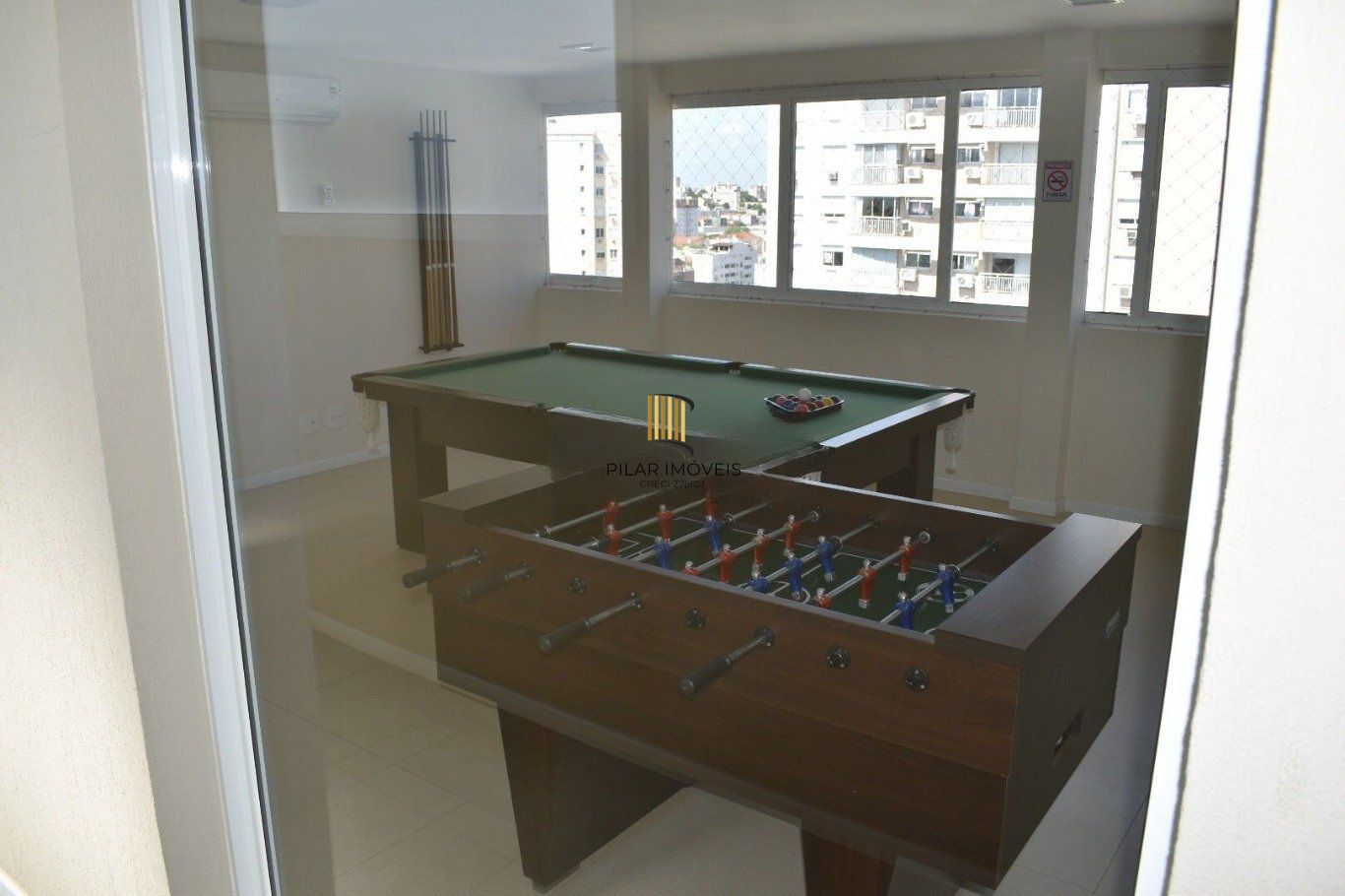 Apartamento com 3 quartos e 79m² à venda em Passo da Areia, Porto Alegre. Rua Bezerra De Menezes, Passo Da Areia, Porto Alegre