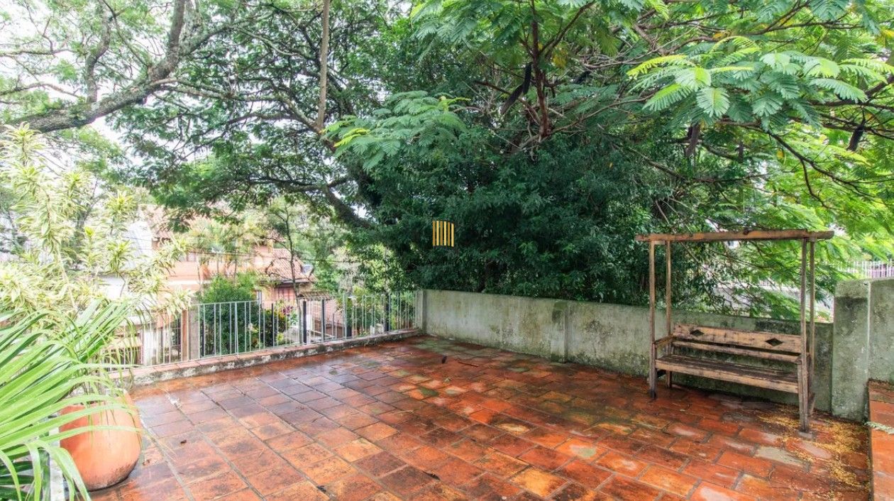 Casa 3 dormitórios Bairro Teresópolis