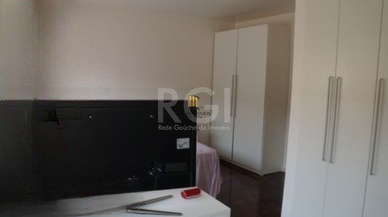 Apartamento para Venda - 77m², 3 dormitórios, Petrópolis