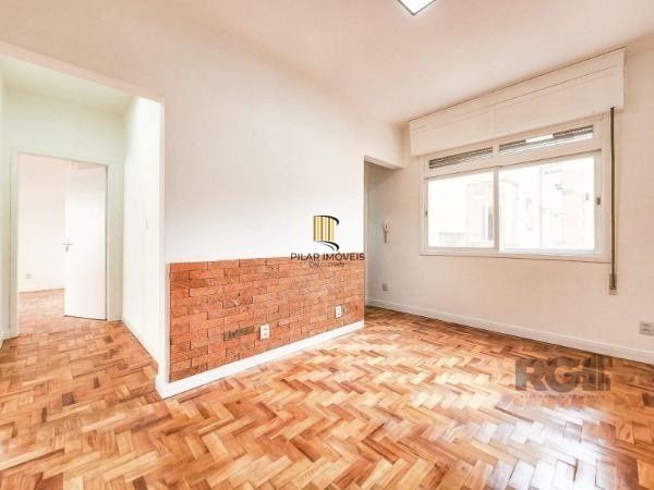Apartamento de 2 dormitórios na Cidade Baixa!