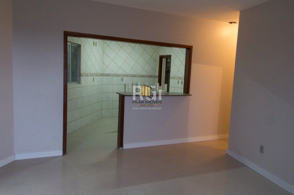 Casa para Venda - 900m², 5 dormitórios, sendo 2 suites, 5 vagas - Vila Nova