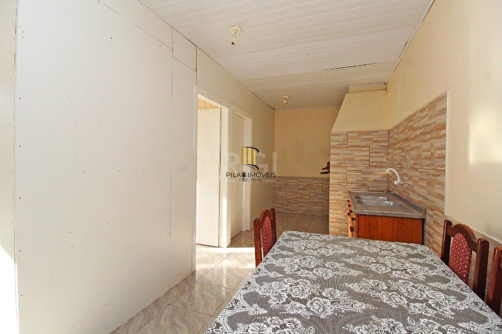 Casa para Venda - 280m², 4 dormitórios, sendo 1 suites, 4 vagas - Bom Jesus