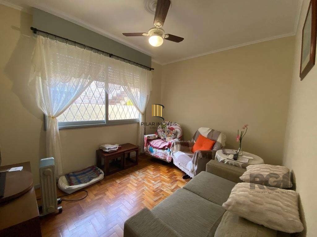 Casa de 2 dormitórios, bairro Vila Ipiranga