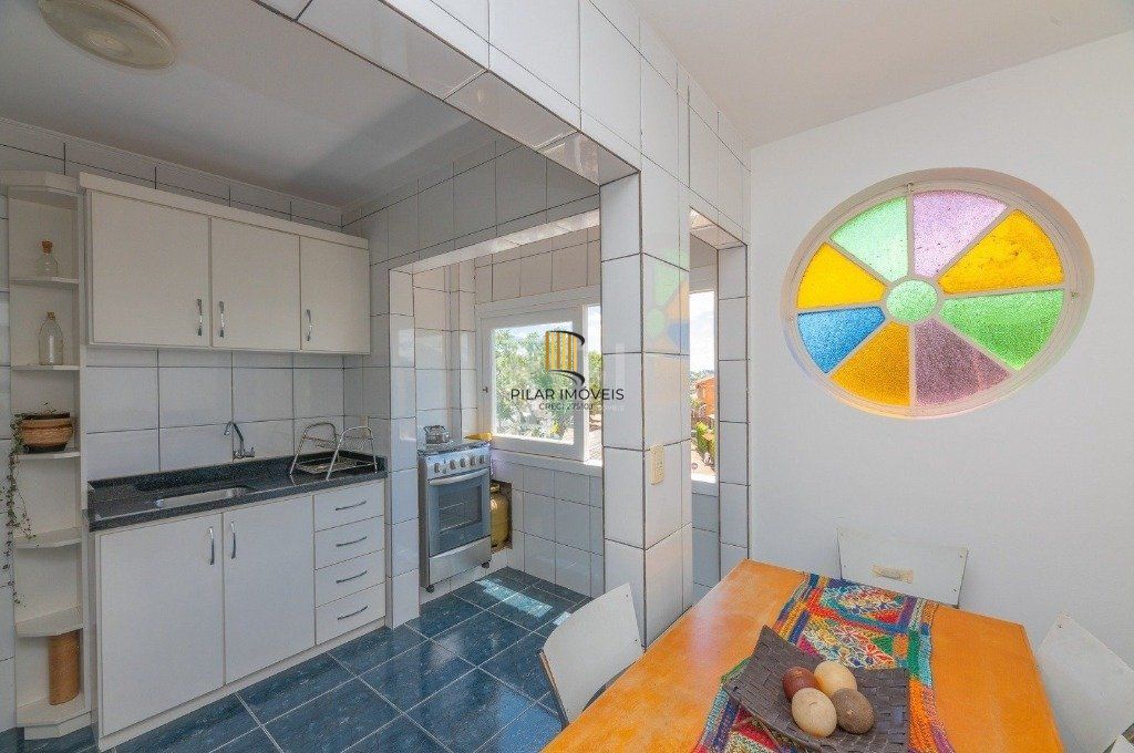 COBERTURA 2 DORMITÓRIOS, TERESÓPOLIS, 147 M²