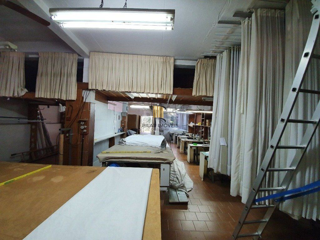 Casa com 333m² no bairro passo da areia