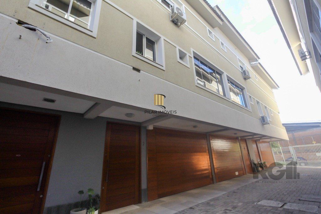 Casa de Condomínio 3 dormitórios no bairro Vila Ipiranga