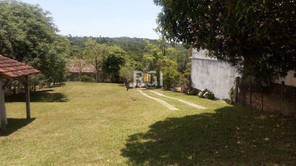 Sítio para Venda - 100m², 3 dormitórios, 9 vagas - Pinheiro