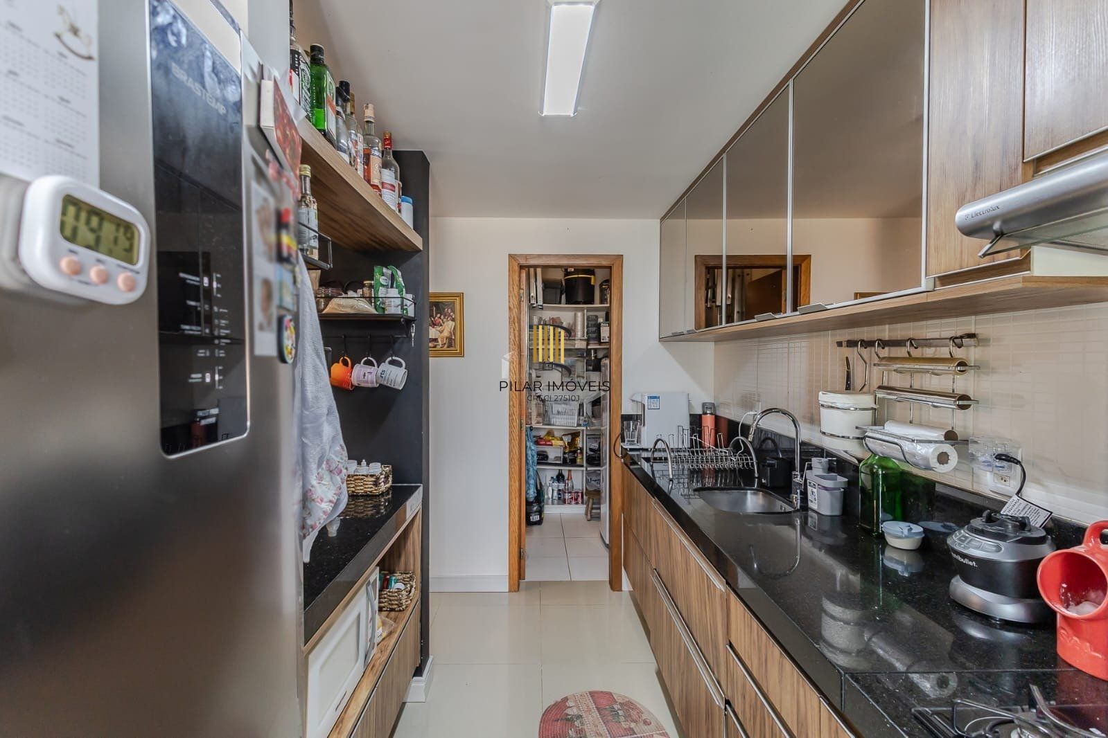 Casa em Condomínio com 3 quartos, 3 vagas e 184m² para vender por R$ 1.180.000 Rua Adriano Pereira Da Silva - Vila Nova, Porto Alegre