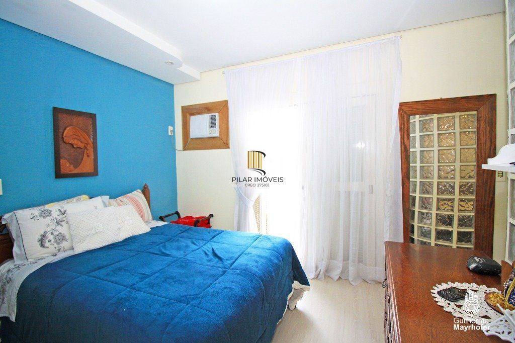 Casa para Venda - 130m², 3 dormitórios, sendo 1 suites, 4 vagas - Sarandi