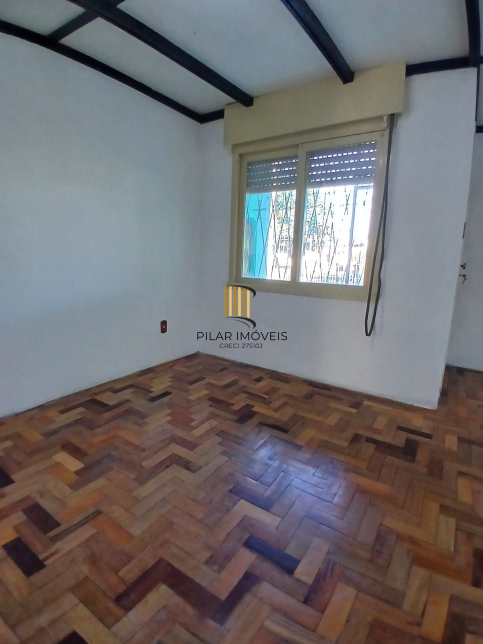 Casa com piscina no bairro Leopoldina -Porto Alegre