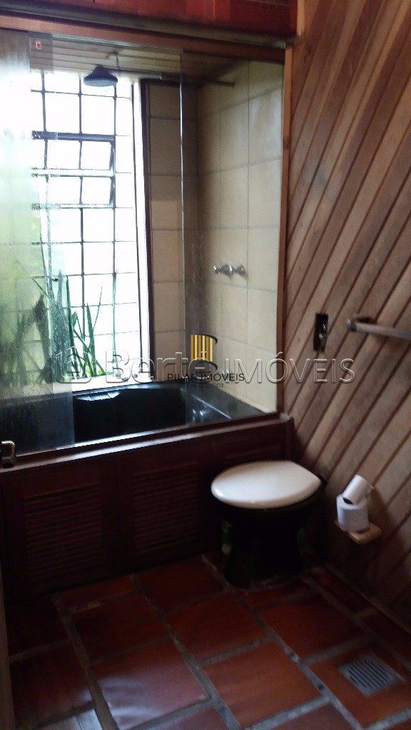 Terreno com casa a venda na REstrada das Furnas - Porto Alegre /RS