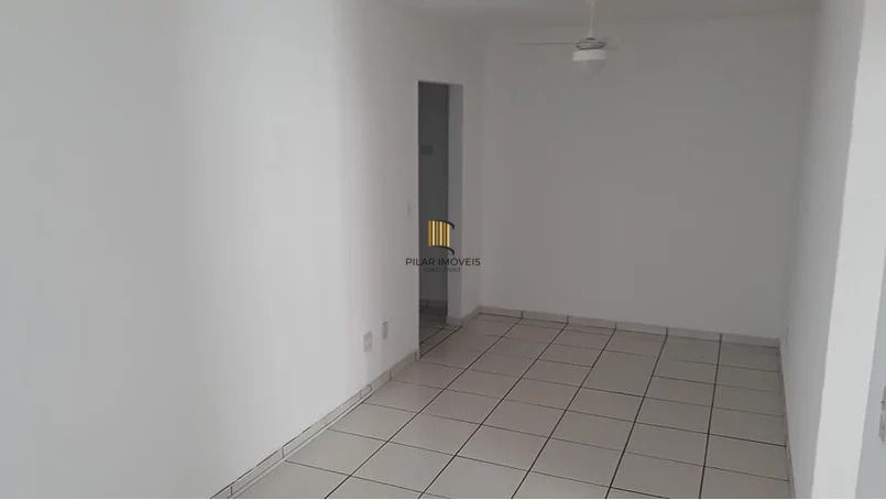 Aparatmento de 02 dormitoris e vaga coberta na Av. Forte em Porto Alegre /RS