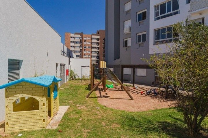 Apartamento 3 dormitórios no bairro Partenon