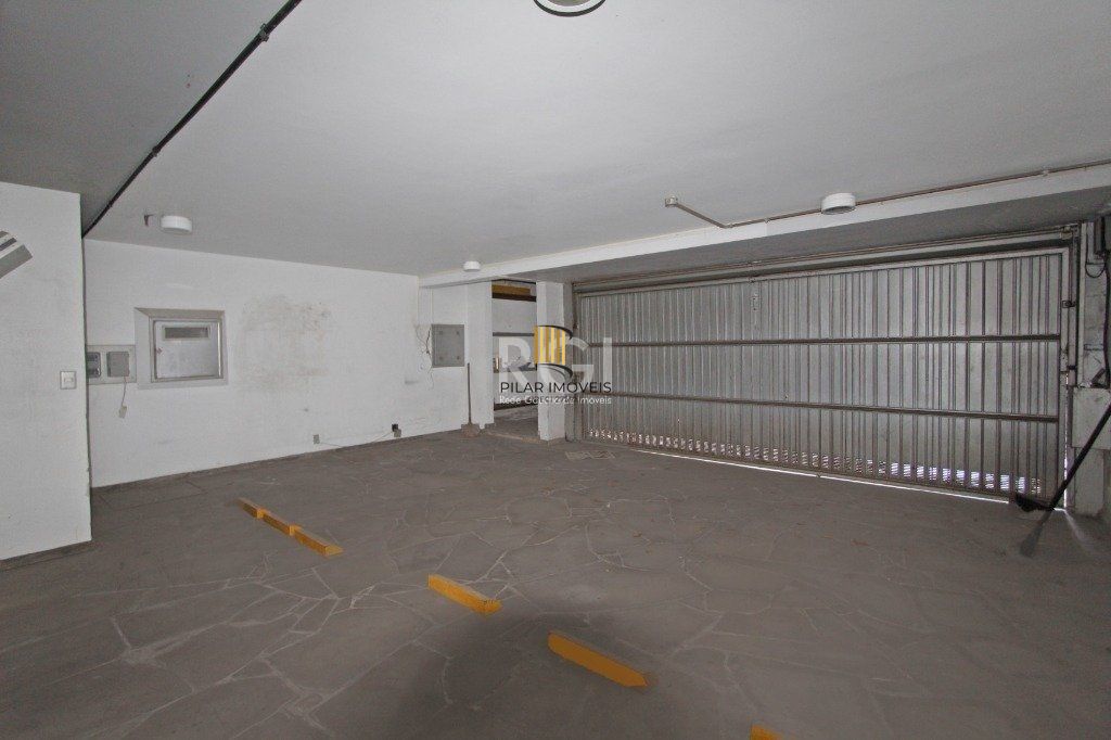 Apartamento para Venda - 388m², 4 dormitórios, sendo 3 suites, 3 vagas - Auxiliadora