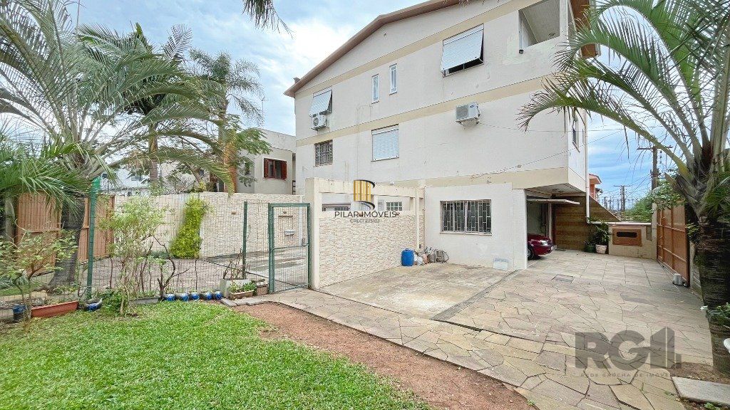 Casa 3 dormitórios no bairro Santa Tereza