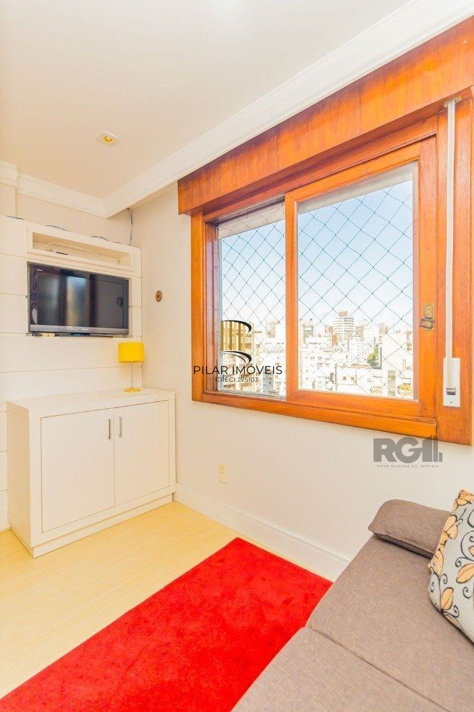 Excelente cobertura de 175m² com 3 dormitórios e 2 vagas.