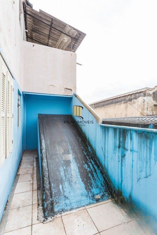 Apartamento com 2 quartos e 65m² à venda em Azenha, Porto Alegre.