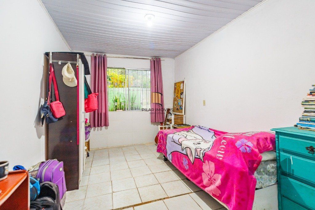 Casa de 4 Dormitório(s) Bairro Nonoai - Porto Alegre