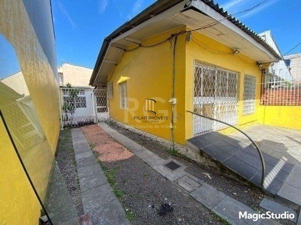 Casa 2 dormitórios no bairro Partenon