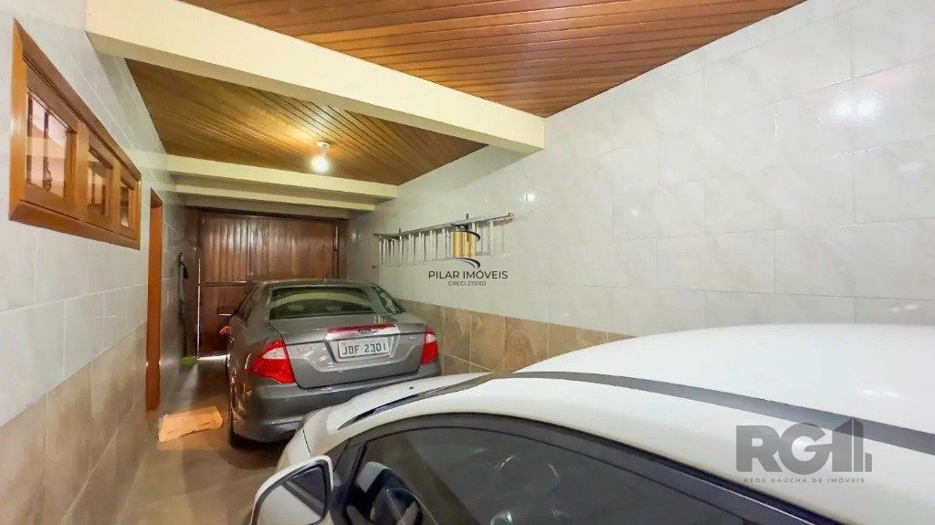 Casa com 4 quartos no bairro nonoai