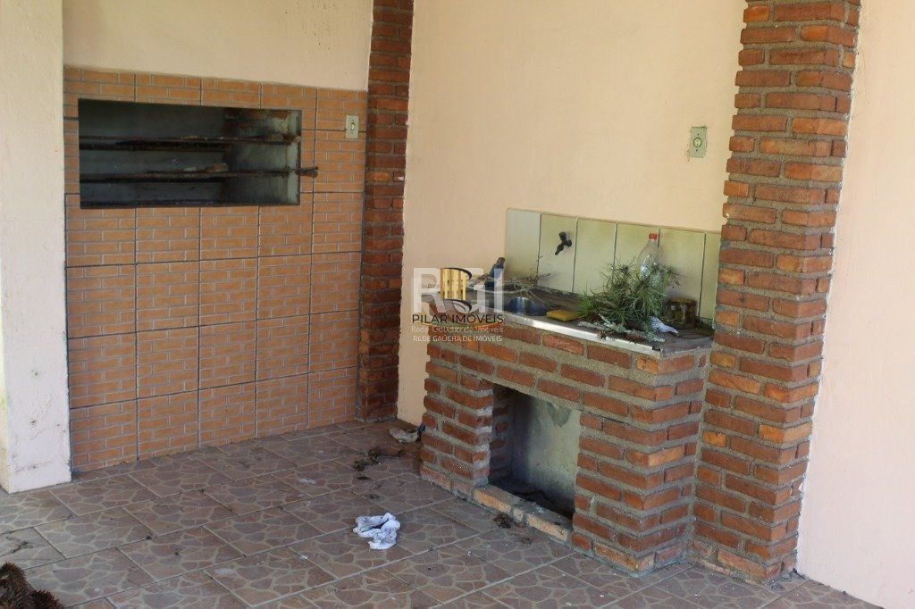 Sítio para Venda - 100m², 3 dormitórios, 9 vagas - Pinheiro