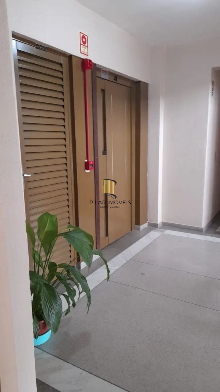Apartamento de 1 dormitório e 46m² à venda em Partenon, Porto Alegre.