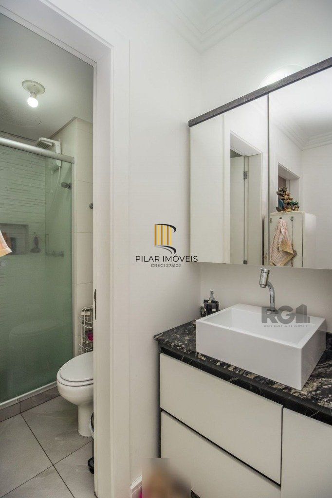 Excelente apartamento de 107 m² com 3 dormitórios e 2 vagas cobertas.
