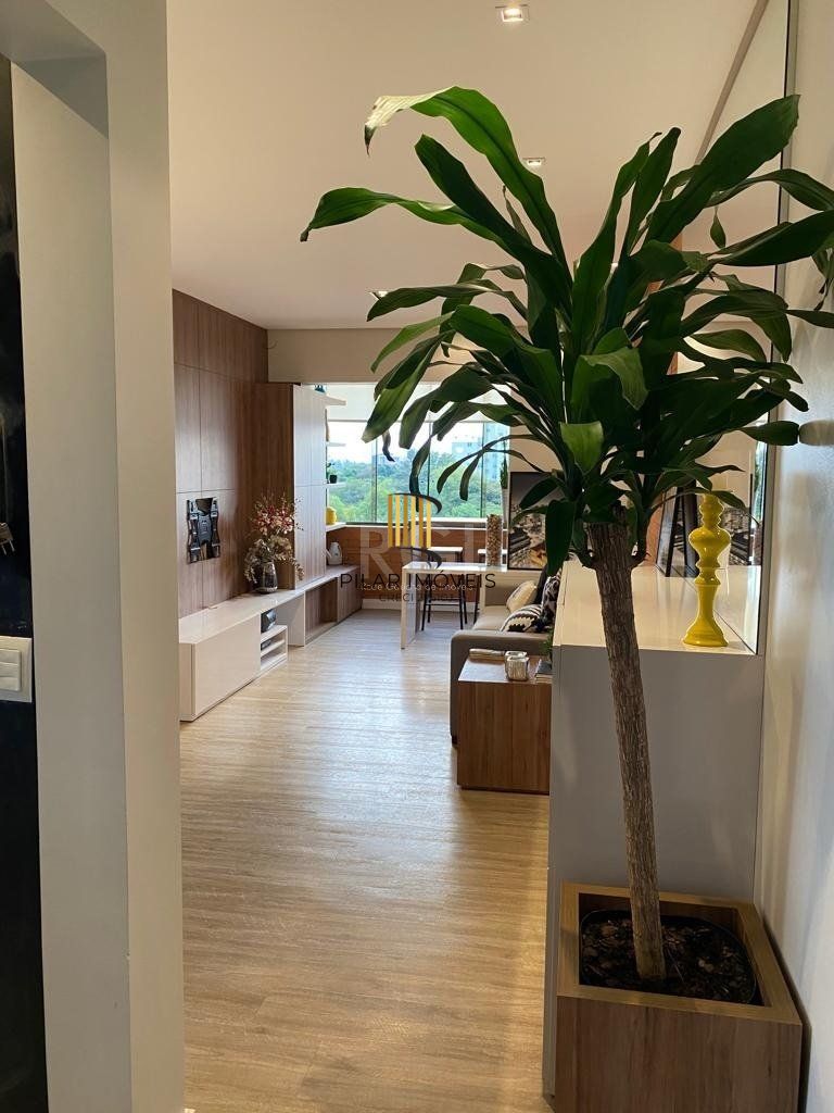 Excelente apartamento mobiliado de 2 dormitórios e 1 vaga de garagem