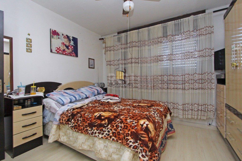Casa para Venda - 160m², 4 dormitórios, sendo 1 suites, 3 vagas - Medianeira