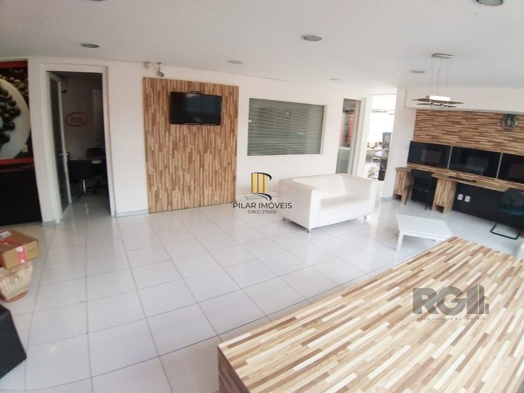 Casa comercial com 12 dormitórios no bairro Teresópolis