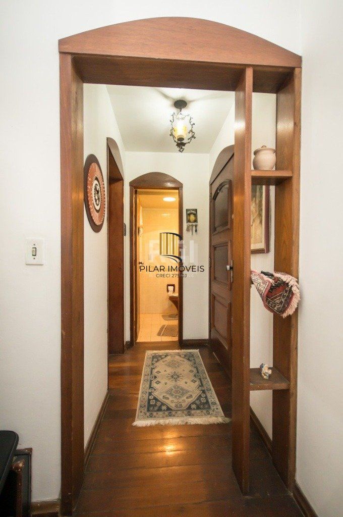 Cobertura para Venda - 237.88m², 3 dormitórios, sendo 1 suites, 2 vagas - Moinhos de Vento