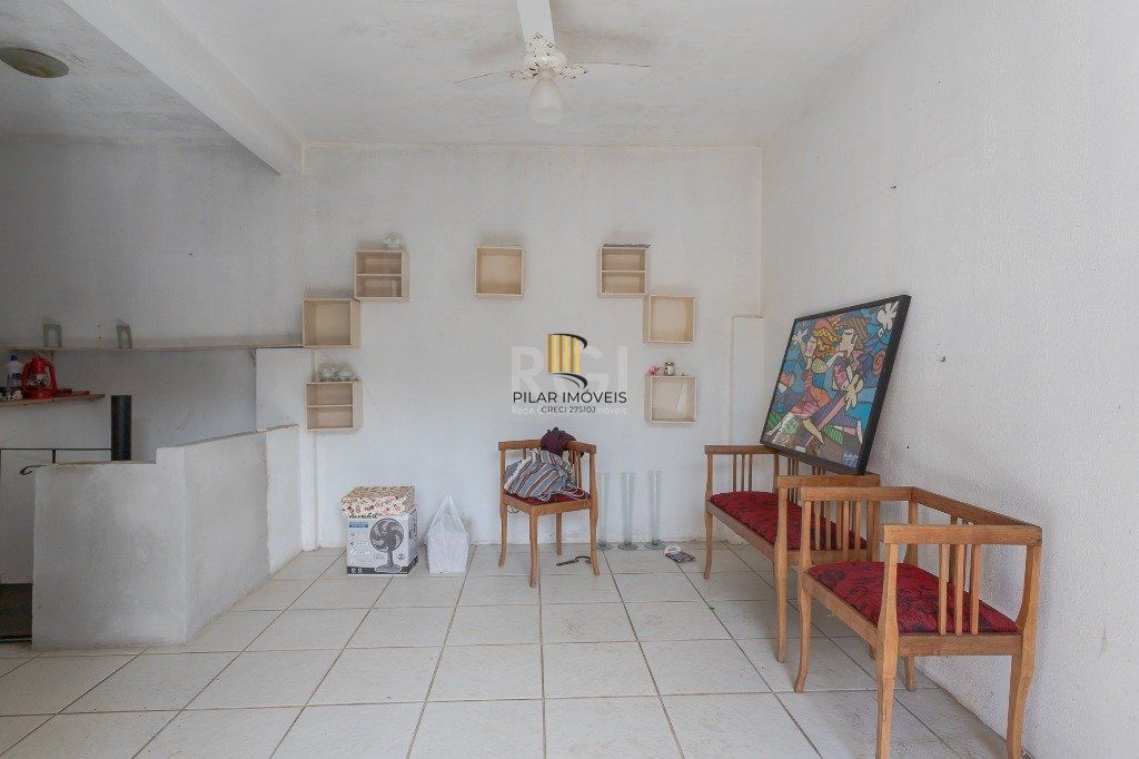 Casa 4 Dormitório(s) Bairro Glória