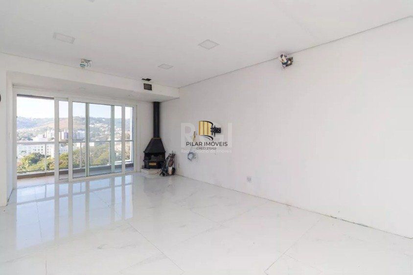 Casa para Venda - 377m², 4 dormitórios, sendo 2 suítes, 3 vagas - Teresópolis - Pilar Imóveis