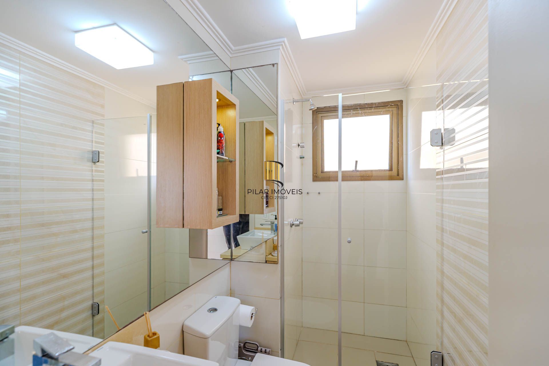 Apartamento para Venda - 93.43m², 3 dormitórios, sendo 1 suites, 2 vagas - Teresópolis