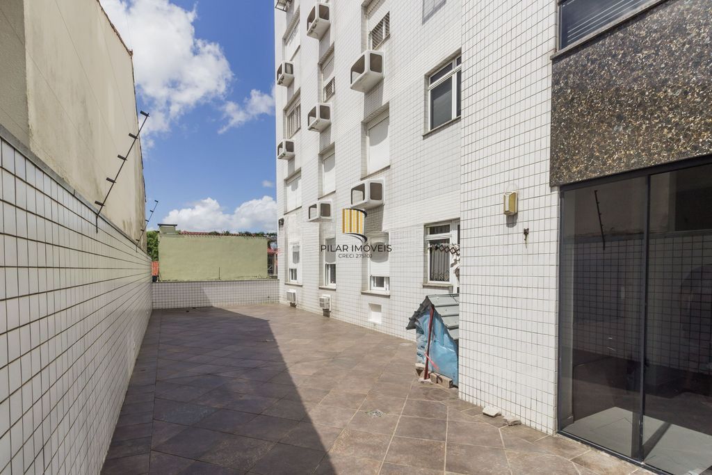 Apartamento de 3 dormitórios no bairro Jardim Itu Sabará - Porto Alegre