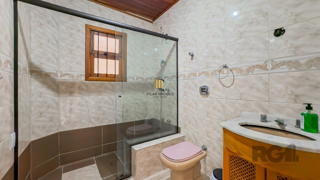 Casa 4 dormitórios no bairro Jardim Itu