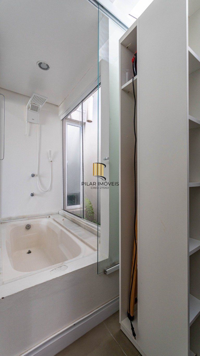 Cobertura com 2 quarto e 108m² à venda em Centro Histórico, Porto Alegre.