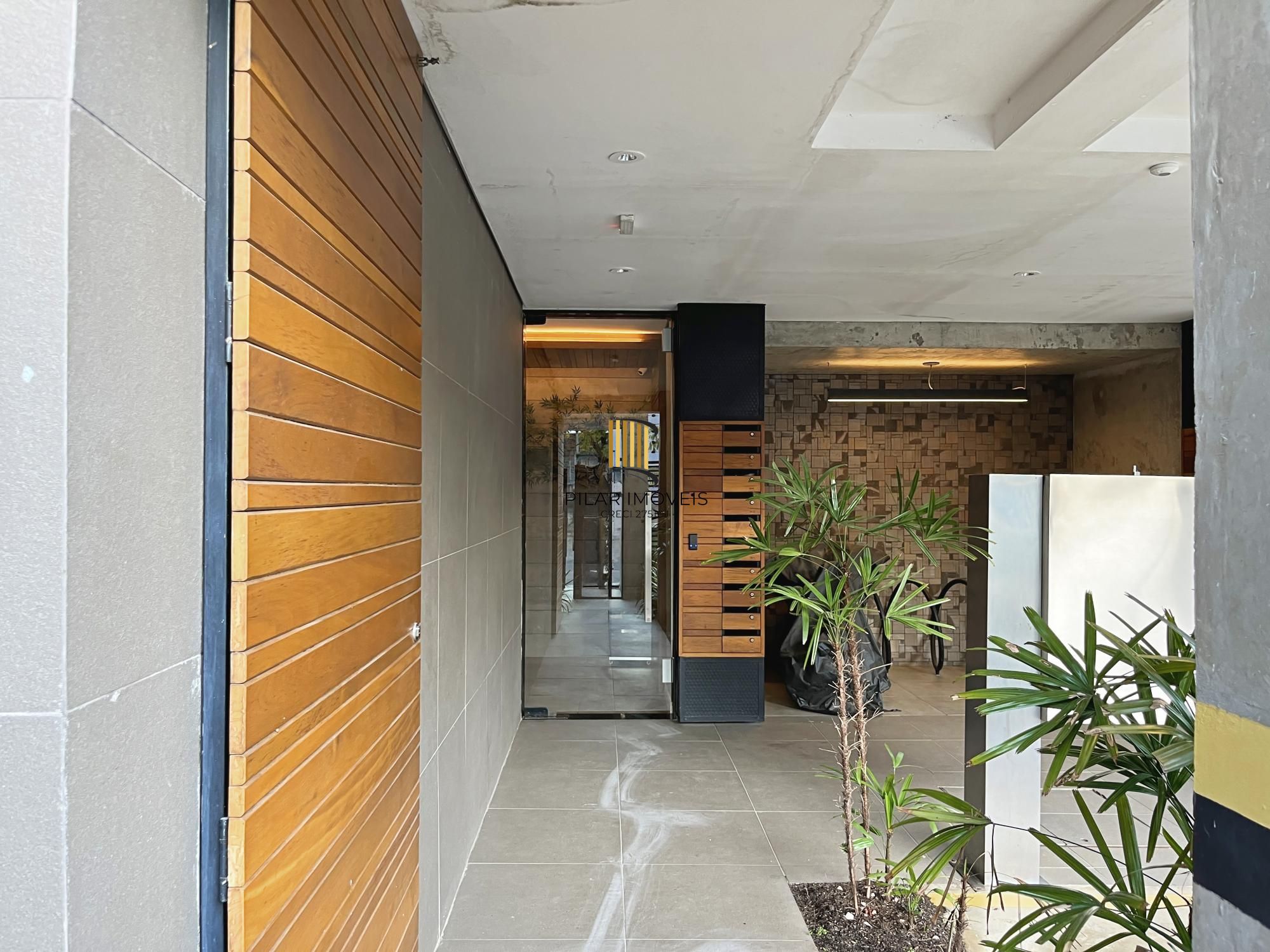 Apartamento de 2 dormitórios no Bairro Teresópolis - Porto Alegre