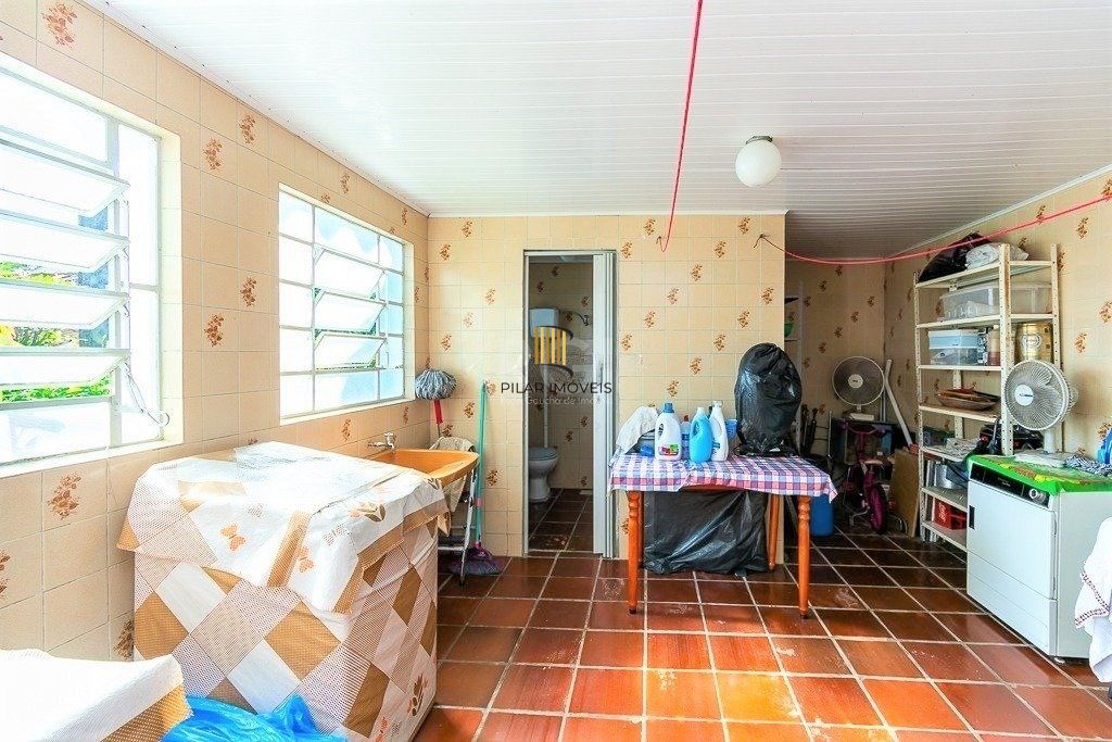 Casa de 424m² no Bairro Chácara Das Pedras