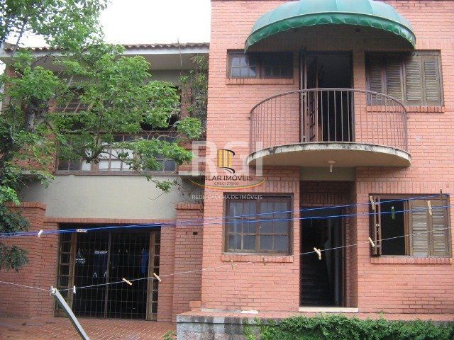 Casa para Venda - 260m², 3 dormitórios, sendo 1 suites, 7 vagas - Nonoai
