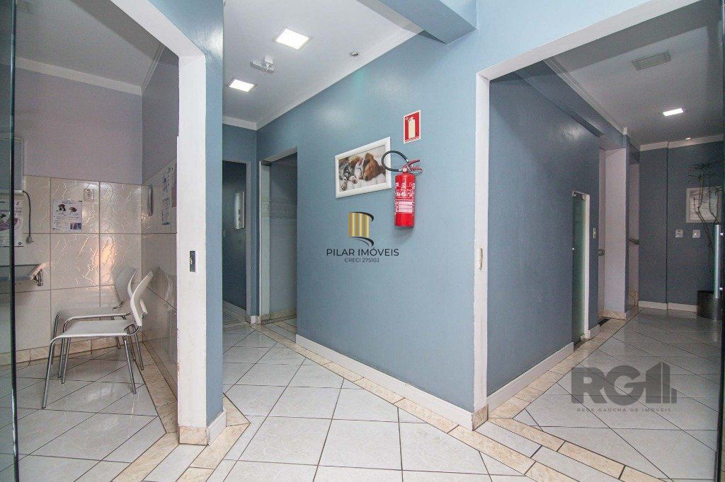 Prédio Comercial no bairro Cavalhada
