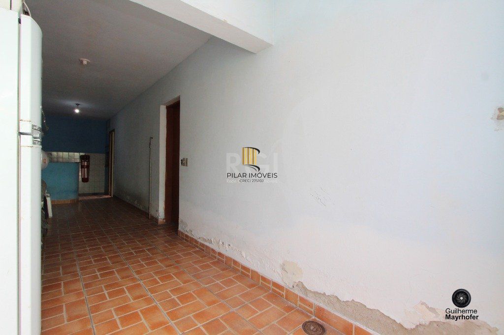 Casa para Venda - 400m², 5 dormitórios, sendo 1 suites, 3 vagas - Jardim Itu Sabará