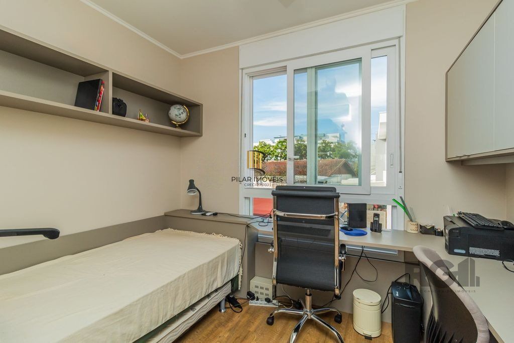 Casa Condominio para Venda - 221,59m², 3 suítes, 2 vagas - Teresópolis