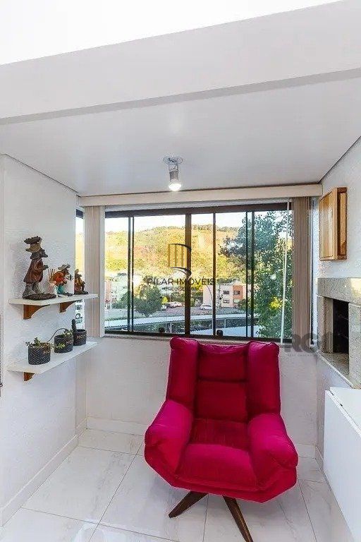Apartamento com 3 dormitórios no bairro Jardim Carvalho