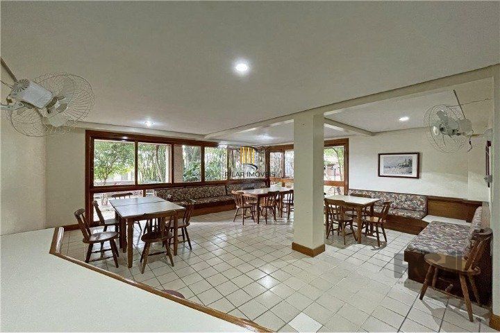 Apartamento 2 dorms à venda Avenida Clemenciano Barnasque, Teresópolis - Porto Alegre