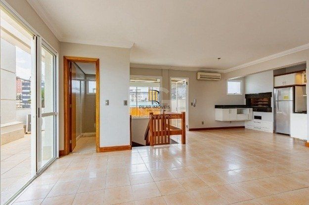 Apartamento à venda em Higienópolis com 236 m², 3 quartos, 1 suíte e 3 vagas.