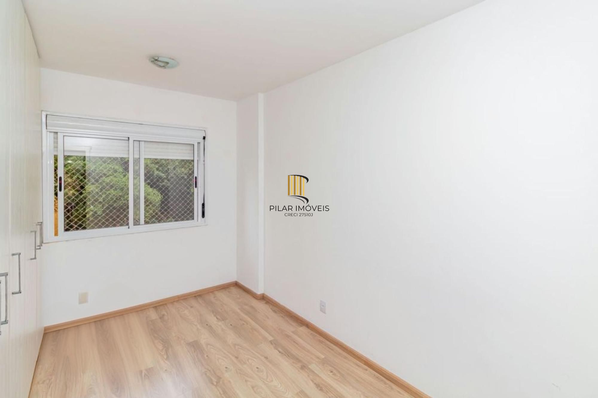 Apartamento de 3 dormitórios à venda no Bairro Santo Antônio - Porto Alegre