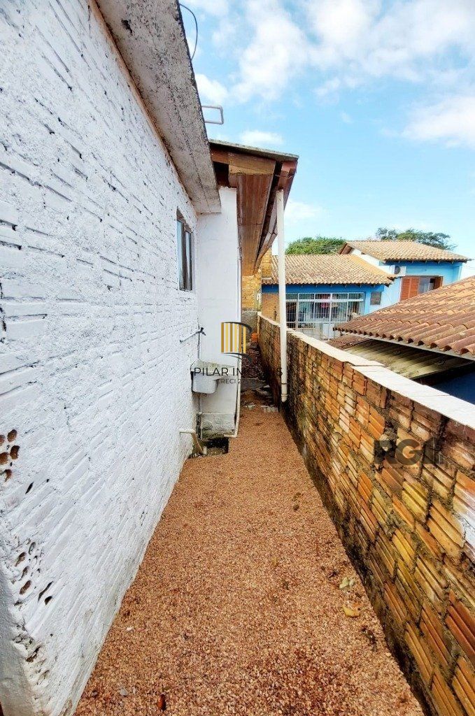 Casa de 3 dormitórios no bairro Cristal