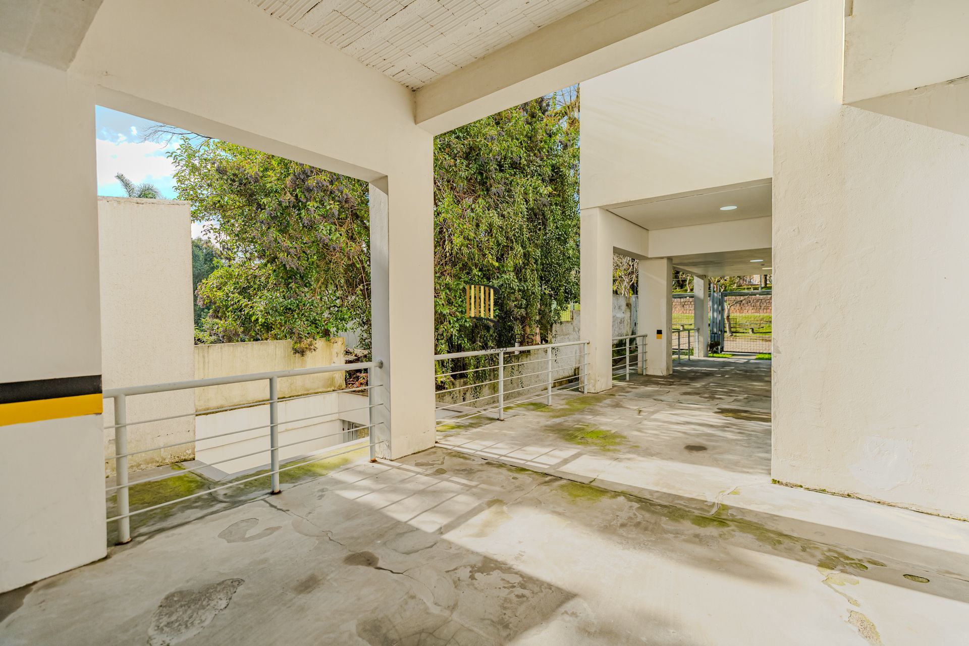 Apartamento para Venda - 59m², 2 dormitórios, sendo 1 suites, 2 vagas - Santa Tereza